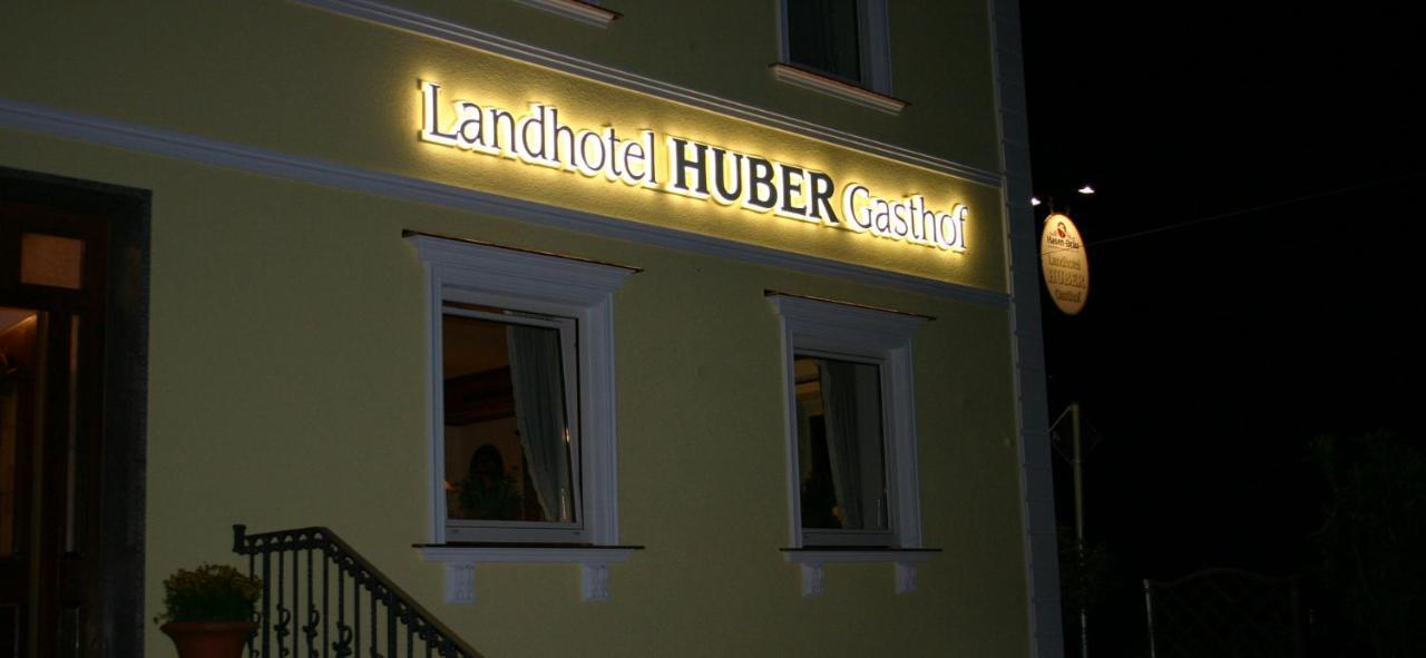 Landhotel Gasthof Huber Merching Exterior photo