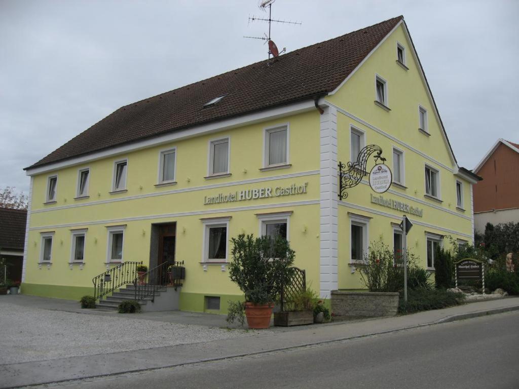 Landhotel Gasthof Huber Merching Exterior photo